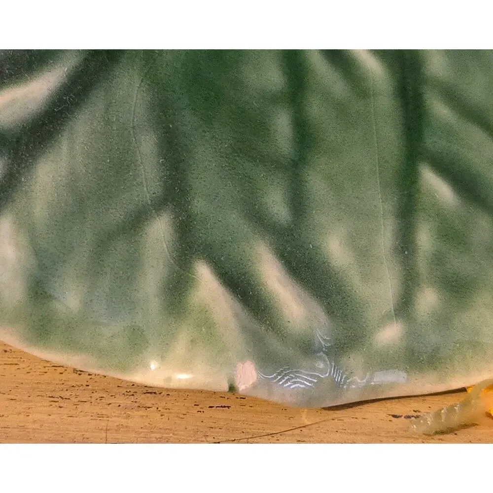 VTG Bordallo Pinheiro Cabbage Leaf Serving Bowl Pre-loved Green